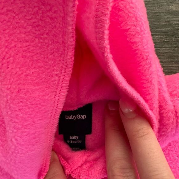 BABY GAP FLEECE SUIT SIZE 0-3MOS - Picture 2 of 2